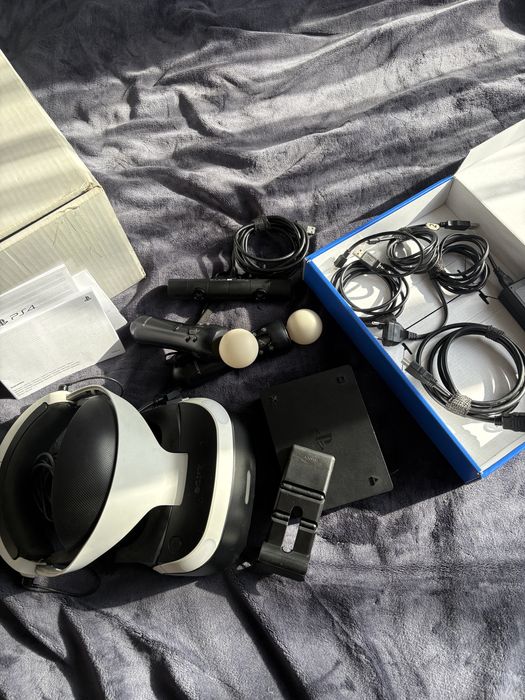 Продам PlayStation VR v1