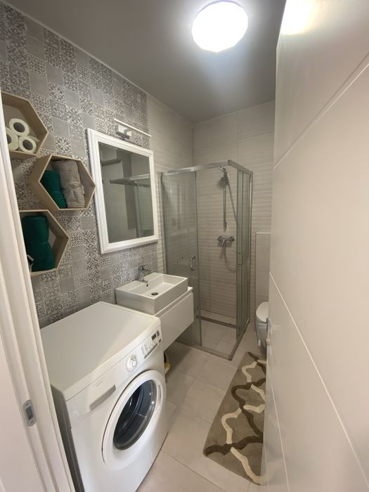 Inchiriez studio/garsoniera Sisesti