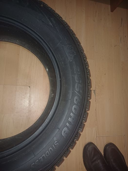 Продам 4 колеса зимнии