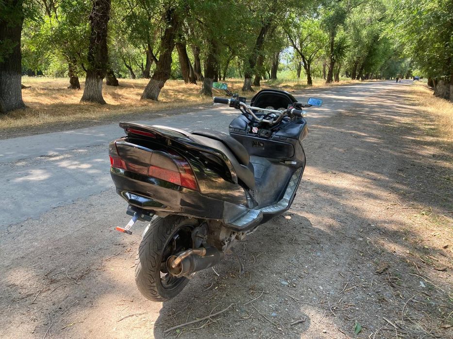 Продам  макси скутер