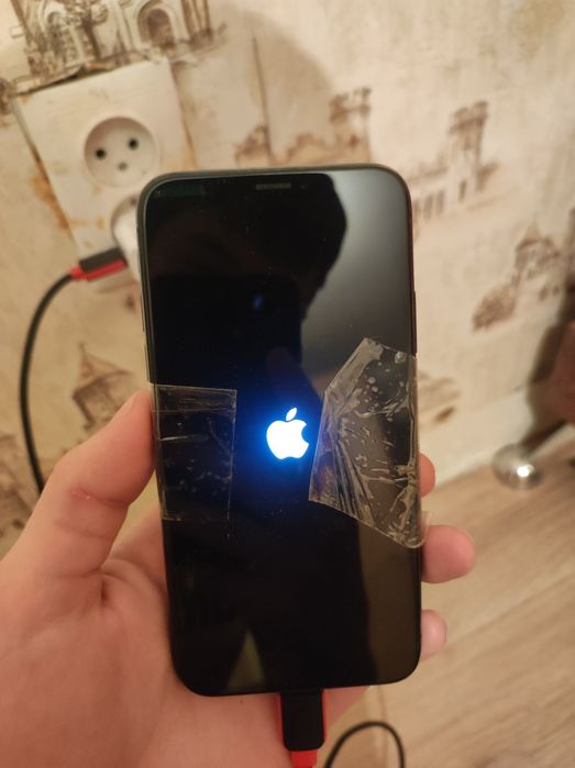 Продам iphone x на запчасти