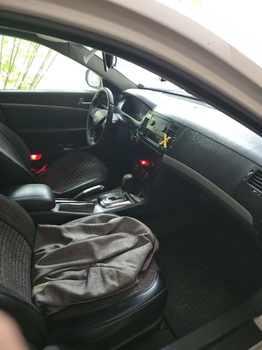 Chevrolet Epica 2010 год