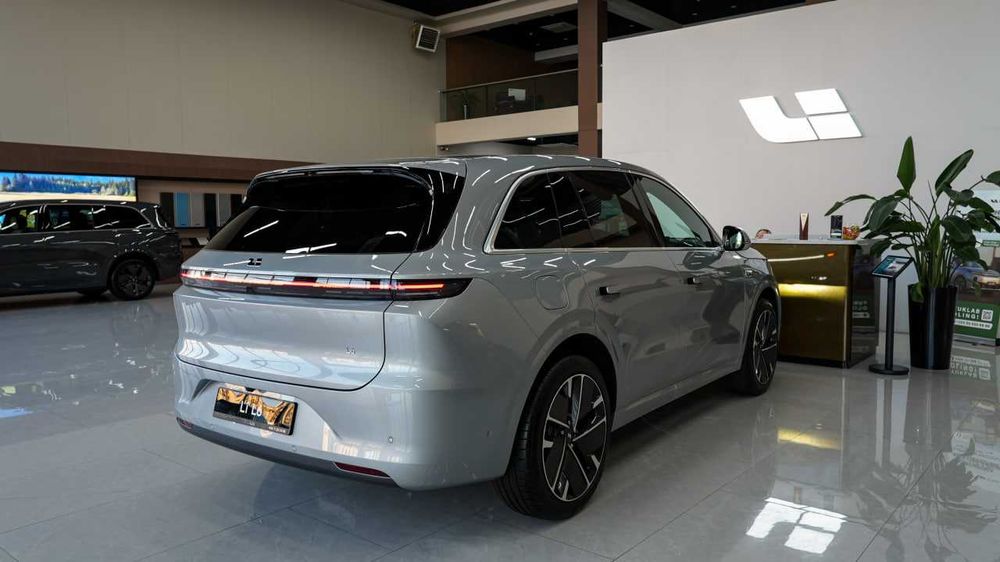 Lixiang L6 MAX позиция все цвет в наличии есть СКИДКА