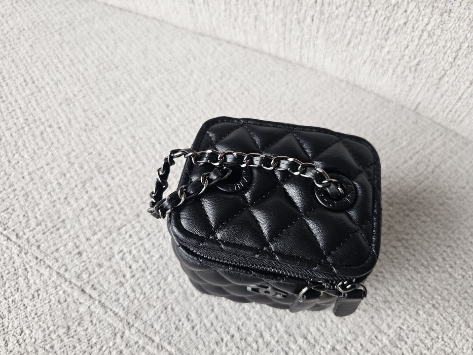 Дамска чанта CHANEL