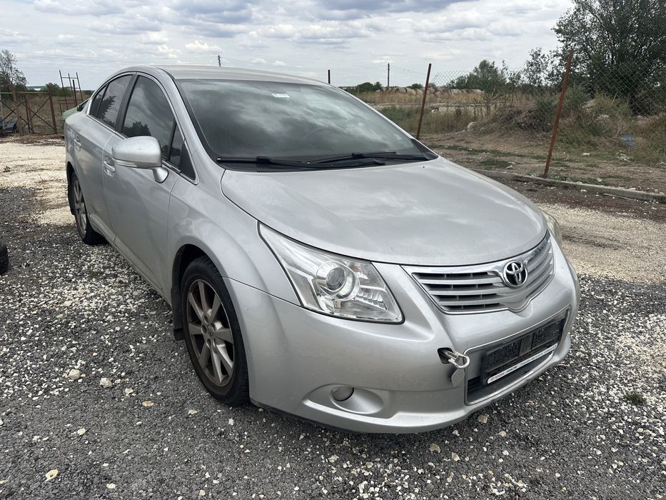 Toyota Avensis D4-D на части
