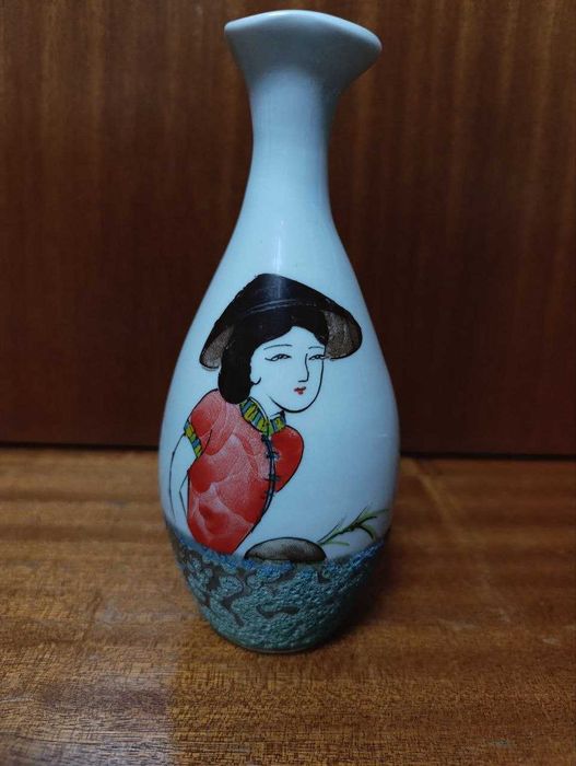 Продам вазу, 150.000