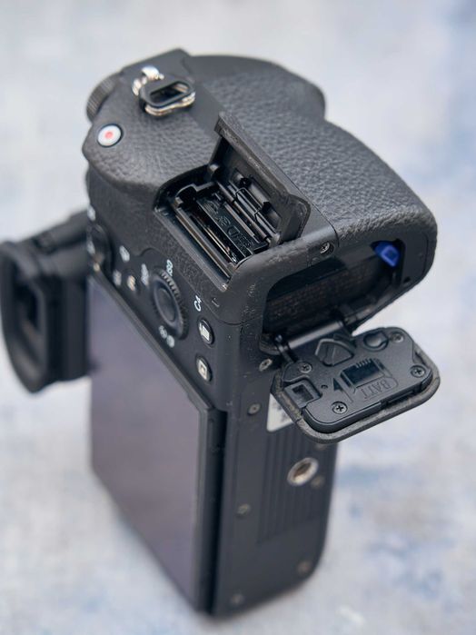 Sony Mirrorless A7rII A7R2