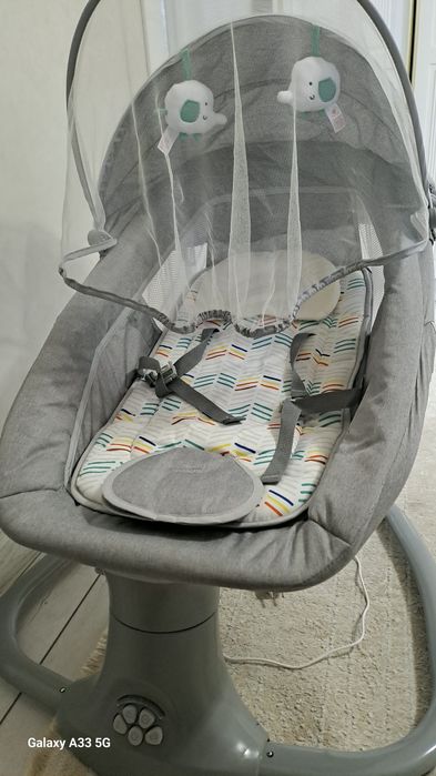 Шезлонг детский  для новорожденных