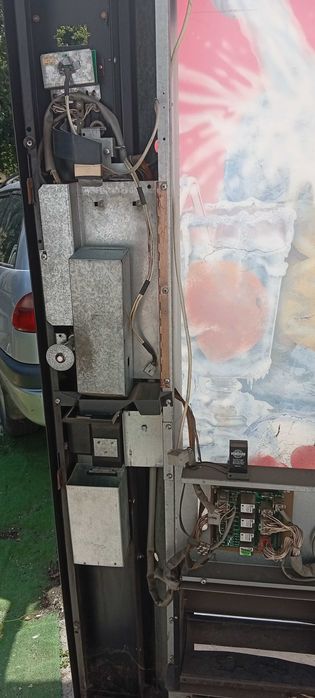 Продавам италианска вендинг машина