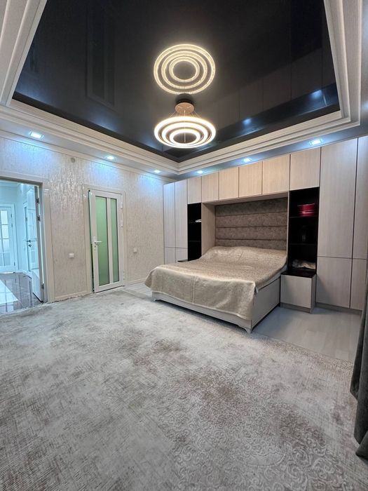 Срочно Новостройкада 3 хоналик квартира сотилади