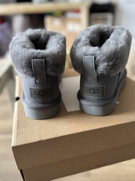 Продавам боти UGG/ 36 размер