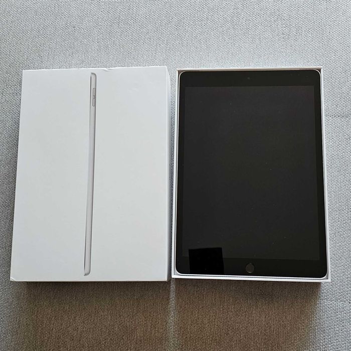 iPad 9 64GB Cellular silver