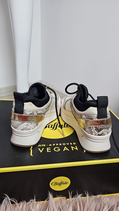 Adidași Michael Kors