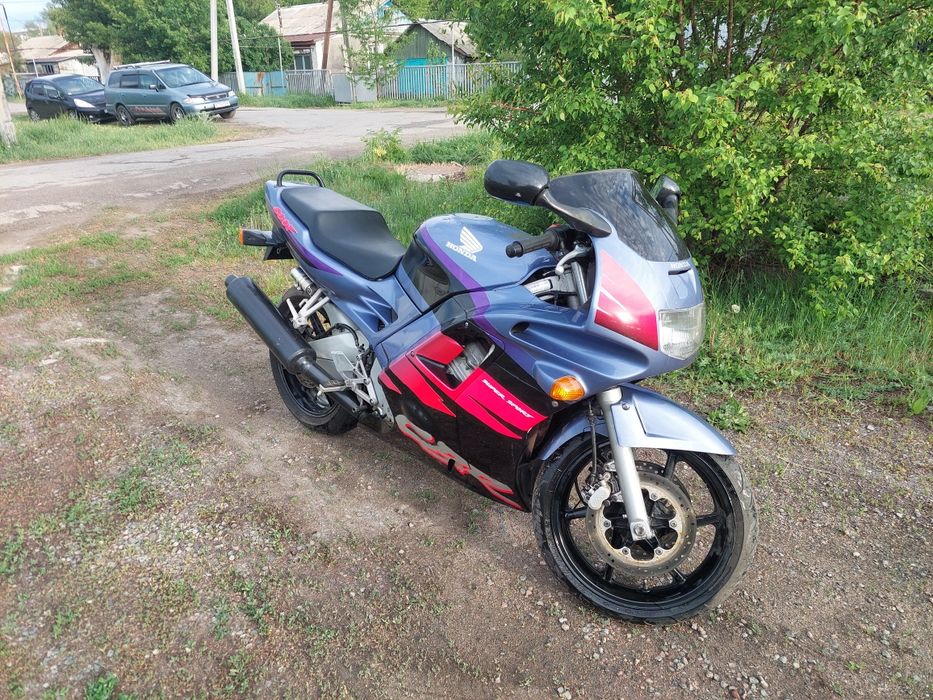 Мотоцикл Хонда CBR 600