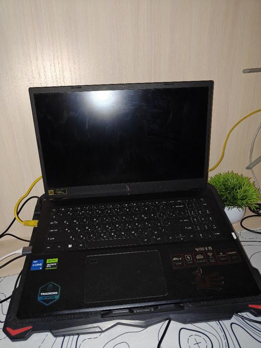 Ноутбук acer nutro v15