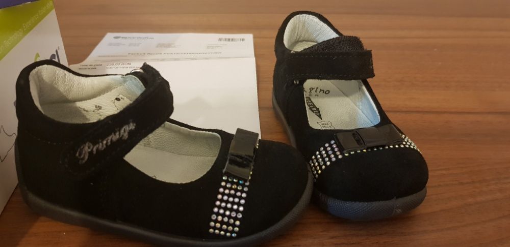 Pantofi piele Primigi, negri cu pietre, mărimea 20, interior 13,5 cm