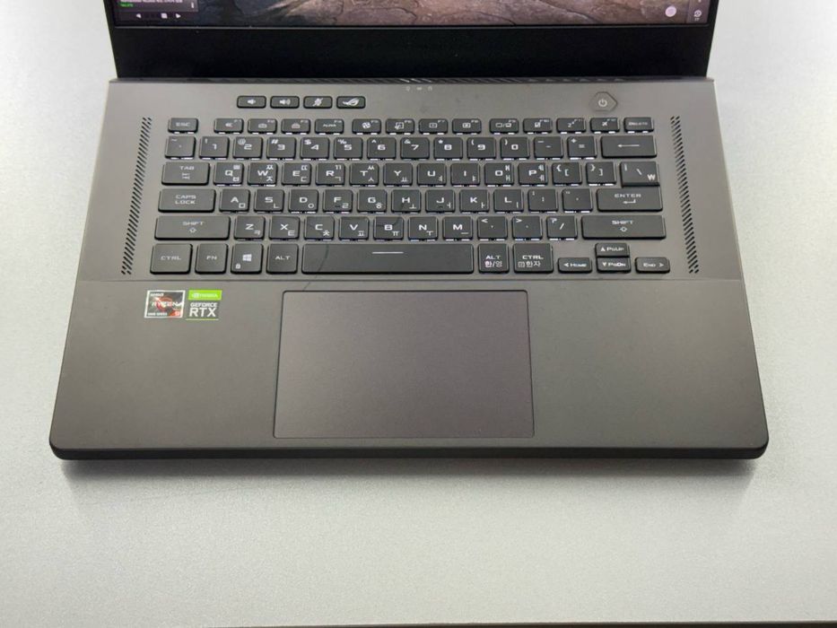 Asus Rog Zephyrus Gaming Noutbuk