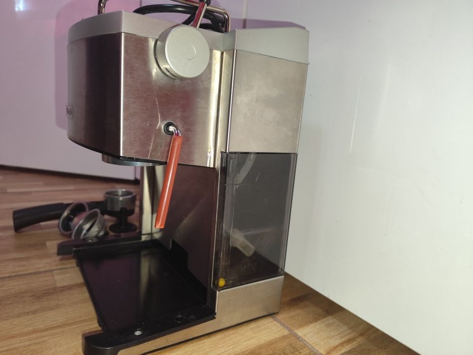 DeLonghi EC702 15 Espresso Latte Cappuccino Aparat Inoxidabil cu Spuma