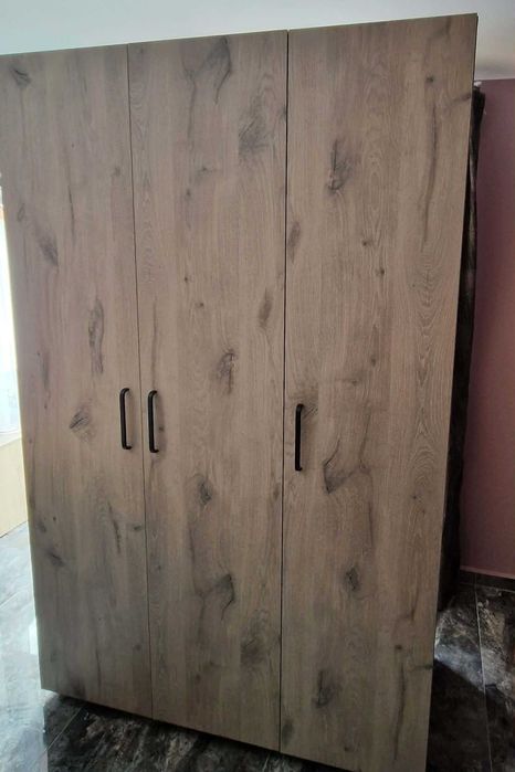 Гардероб три крила