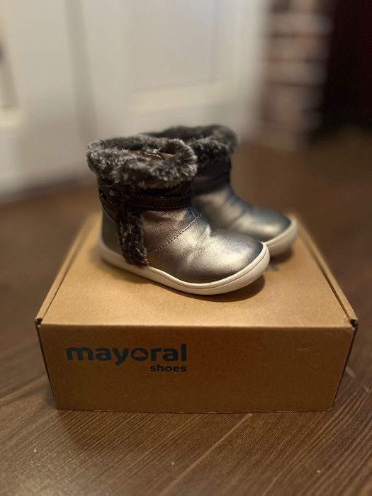 Детски обувки за момиче