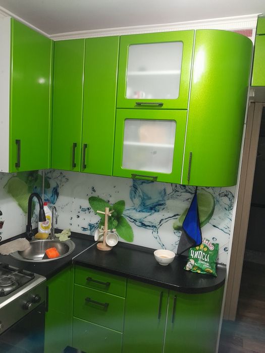 Срочно продам кухню