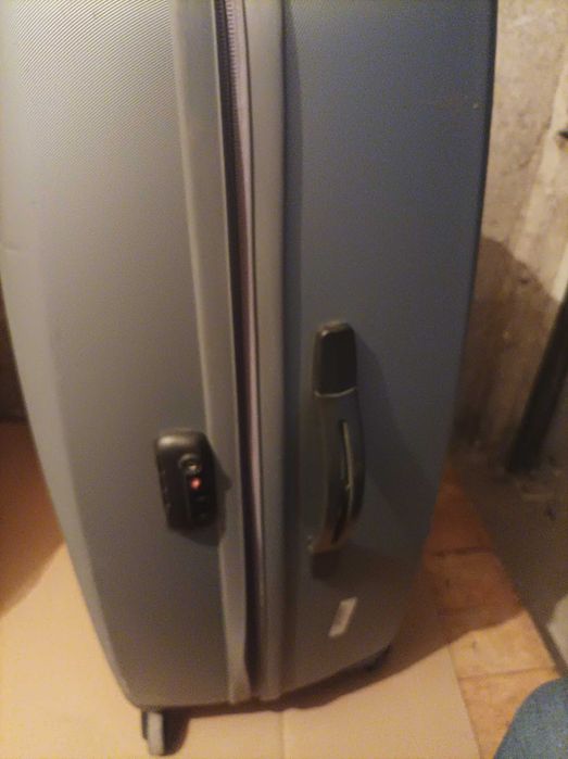 Куфар Samsonite голям