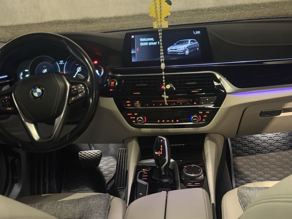 BMW 520D/X-Drive/12.2019