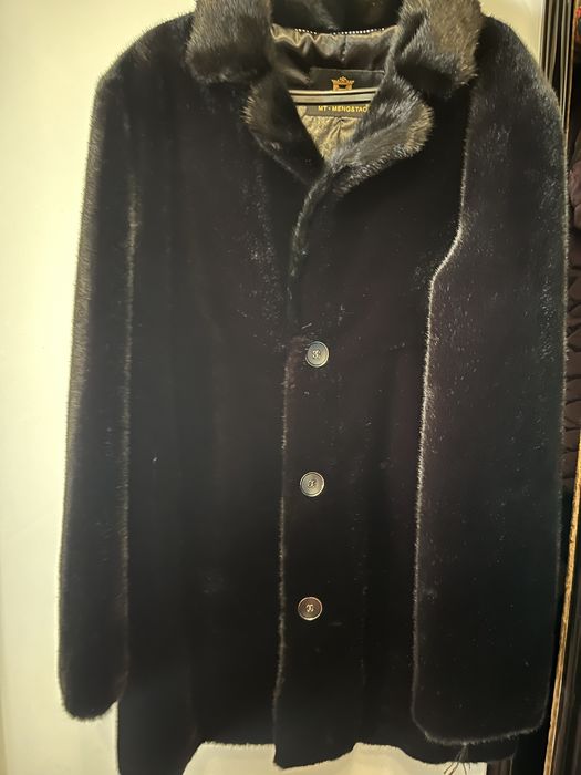 Шуба с норковым воротником