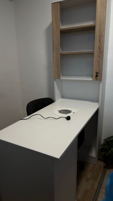 Mobilier salon manichiura