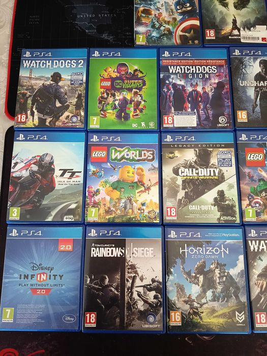 Lot 21 jocuri PS4 in stare foarte buna