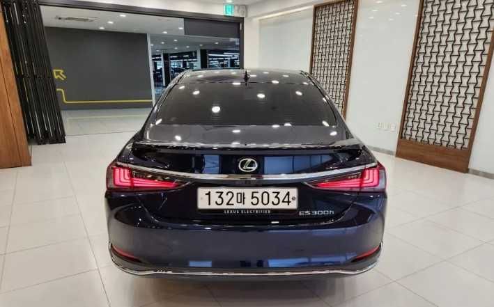 LEXUS ES 300h бензин+гибрид