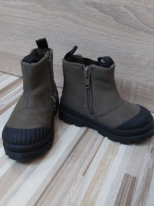 Боти HM номер 20-21 и ботуши 23 номер