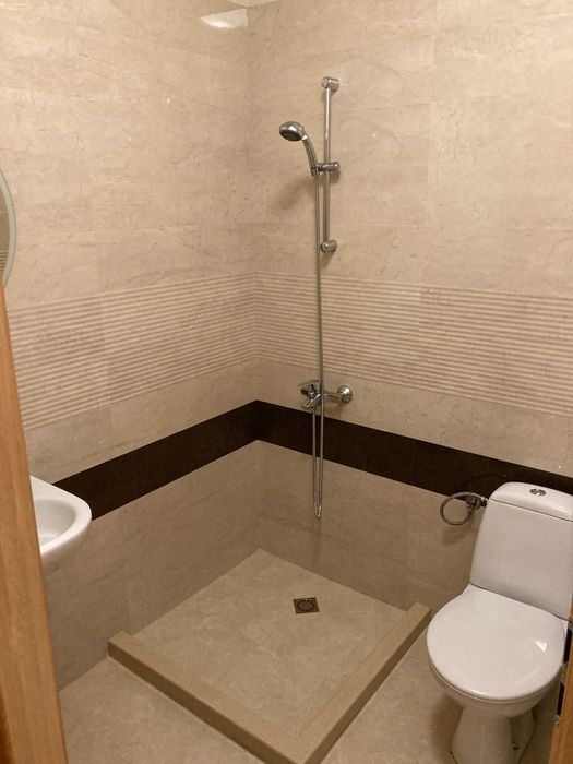 Дава се под наем Двустаен апартамент в София, Зона Б-18 - 75 кв.м за 1100 € - Снимка #3