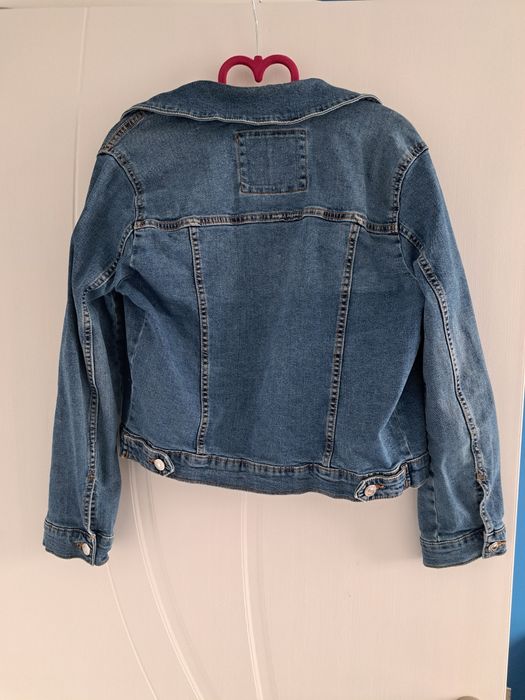 Дамско дънково яке