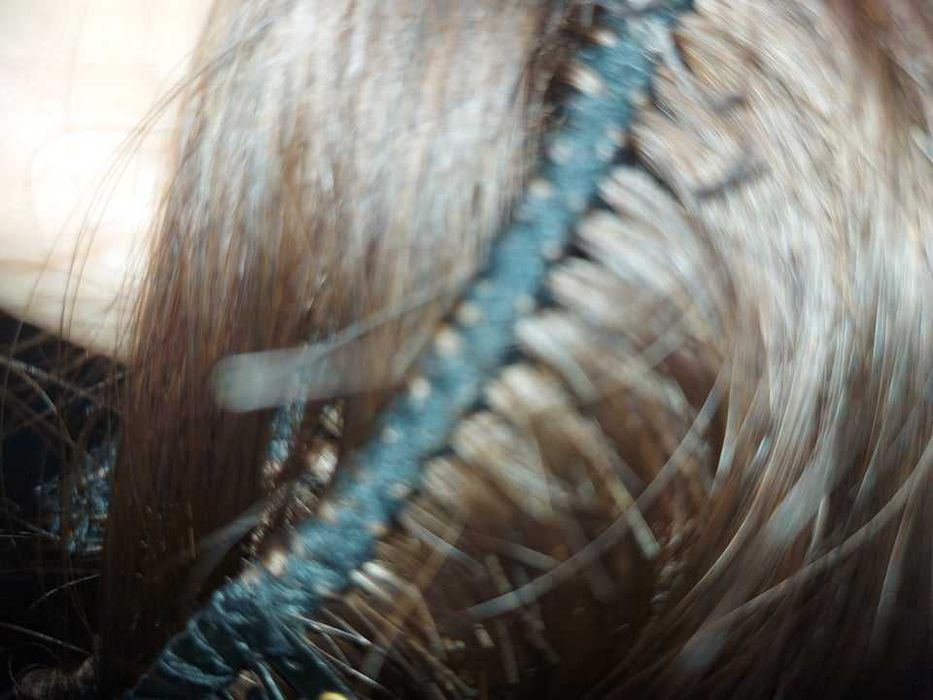 Българска  плътна коса от перукер, 52см,4треси,ръчно трaсиране