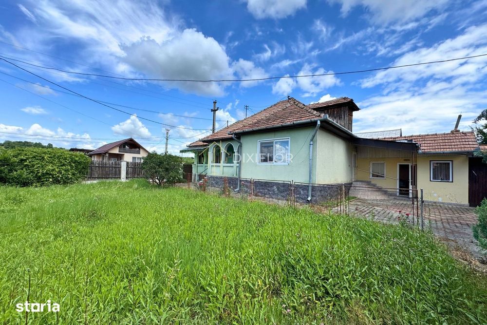 Casă cu 3 camere și teren generos | Vălenii de Mureș | 75.000 €