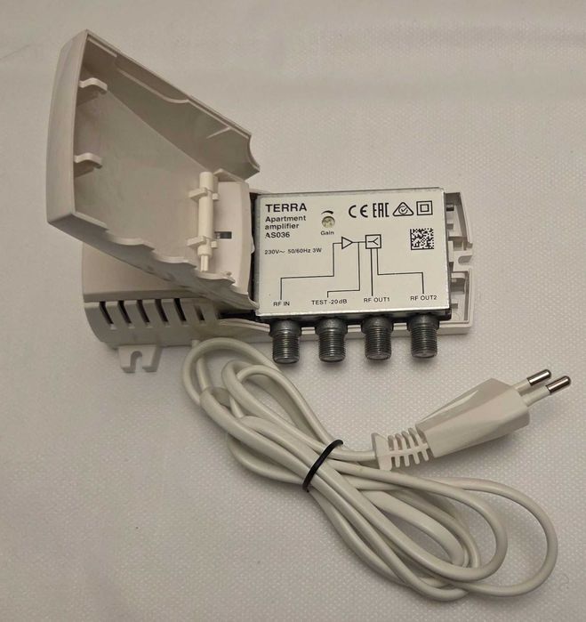 усилвател TERRA AS036 за кабелна и ефирна TV