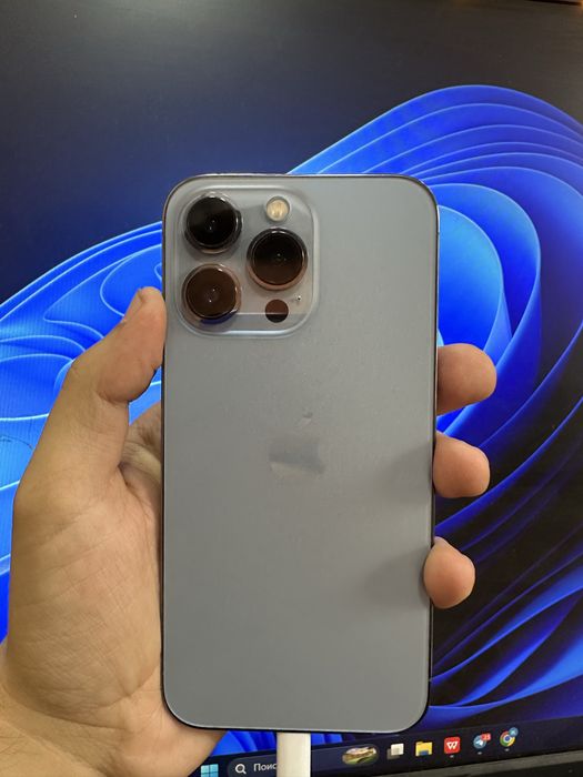 Iphone 13 Pro срочно сотилади