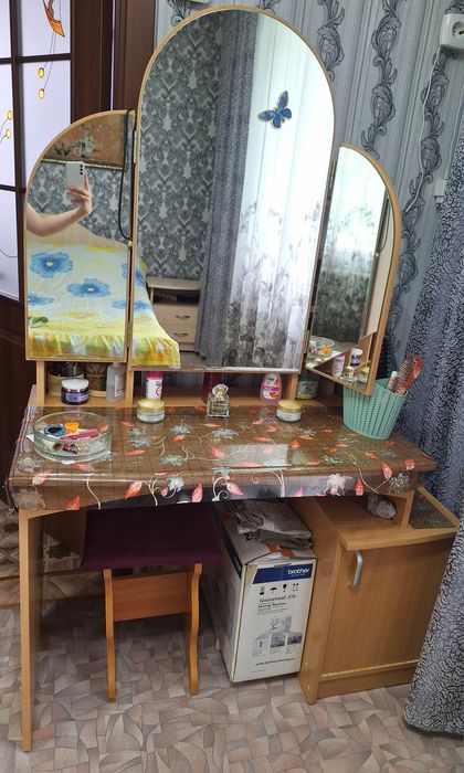 Спальный гарнитур