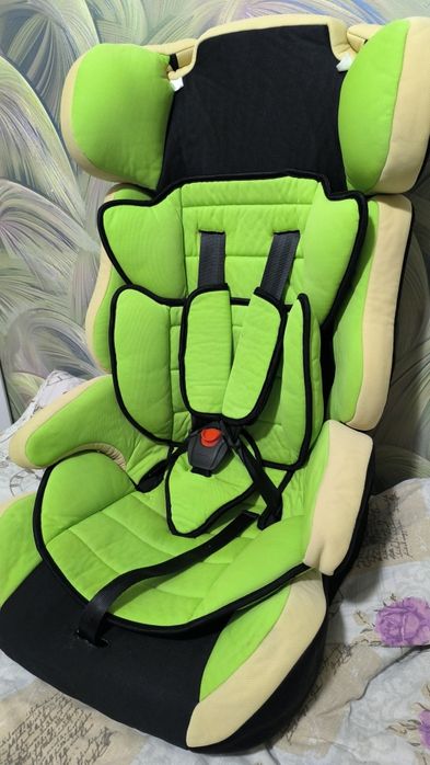 Детское автокресло