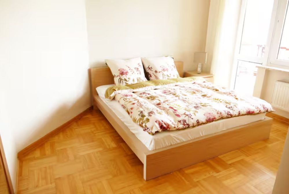 Тристаен апартамент под наем 600 евро