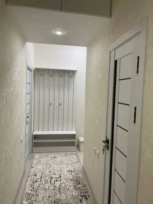 Сдам 2х ком кв в ЦЕНТРЕ города Айбек Ойбек метро ул Нукус Госпиталка