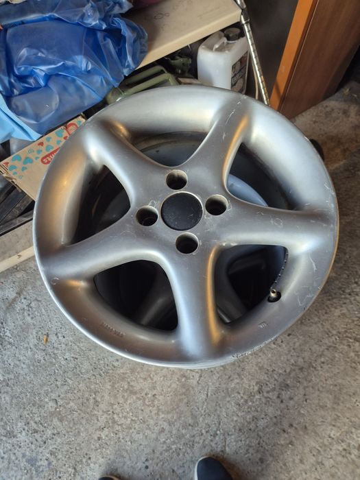Jante aliaj 7J x R15 in 4 prezoane x 100 pentru Dacia, Renault, VW
