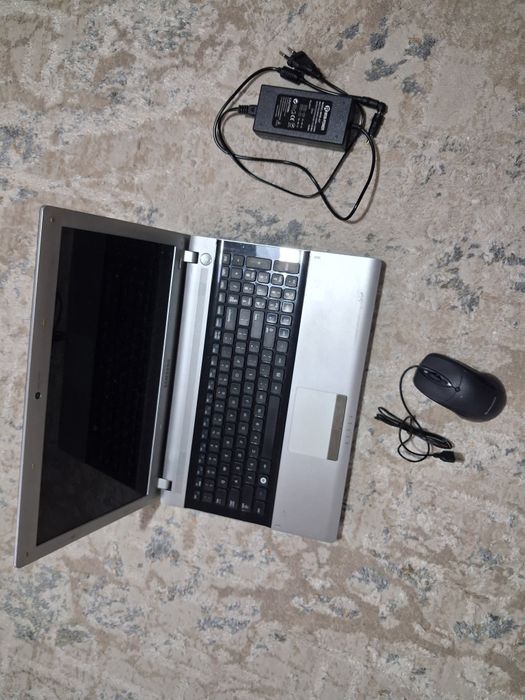 Ноутбук Samsung Core i3