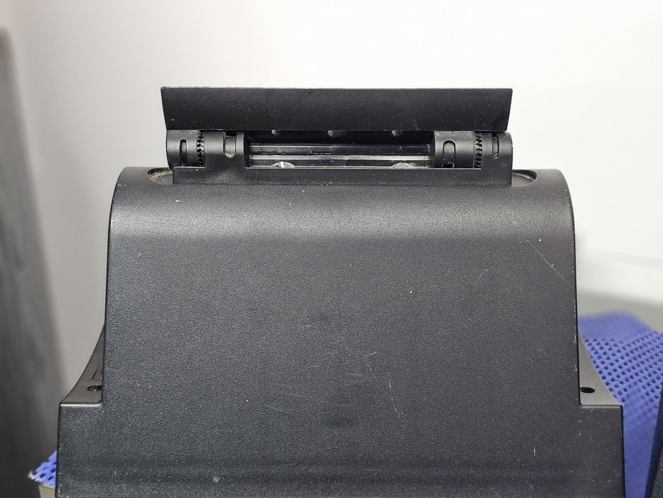 Sateliti Bose Model 100