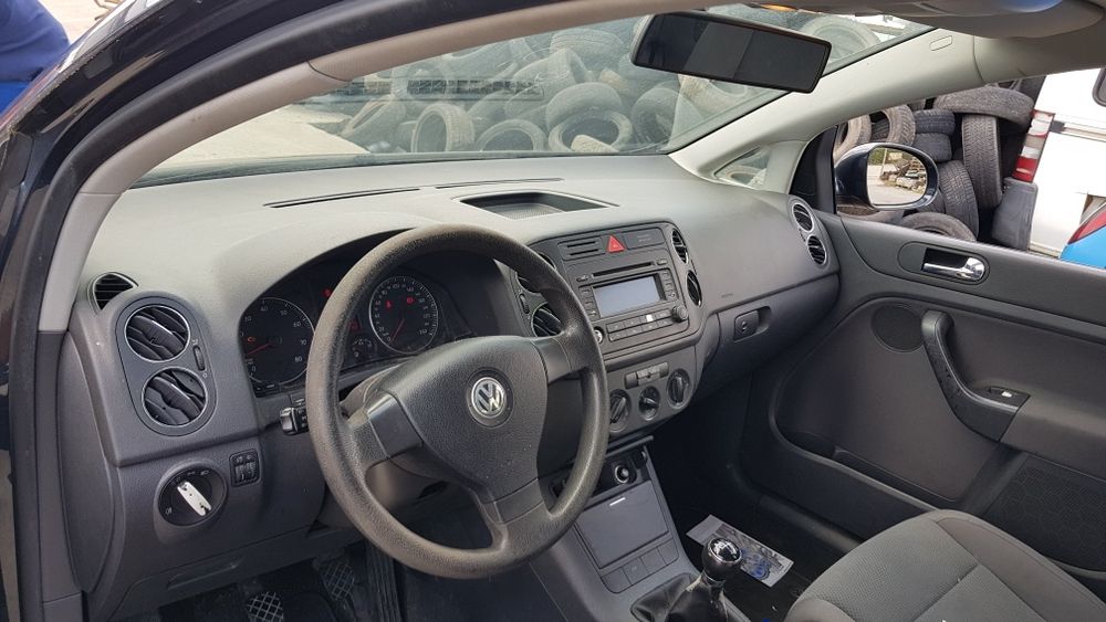 Фолксваген Голф Плюс на части