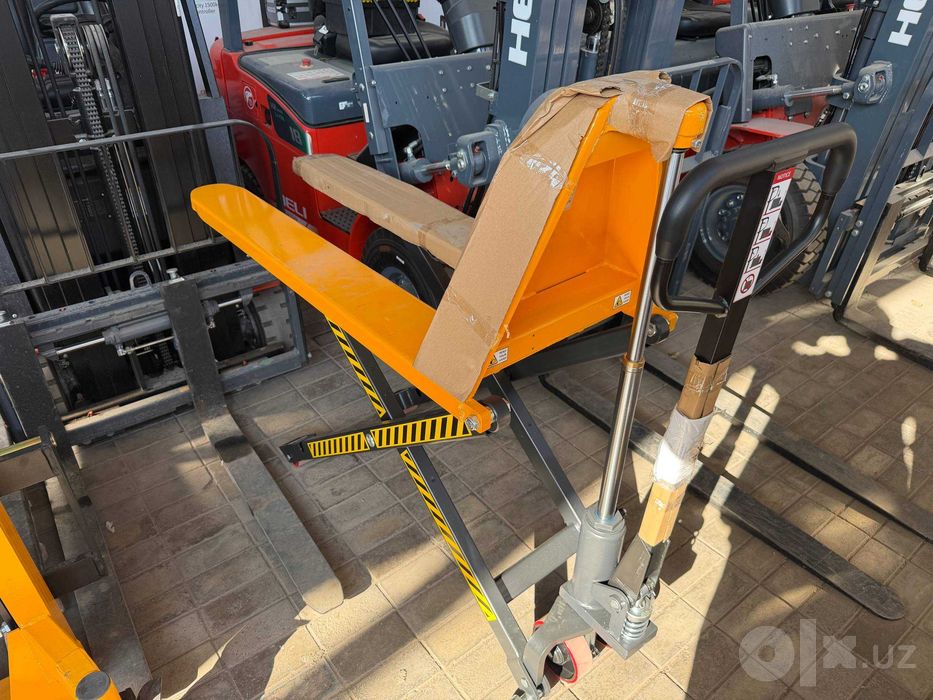 Тележка рохля подемник SAAB 1,5 тонна 1 метрга кутаради Рохле