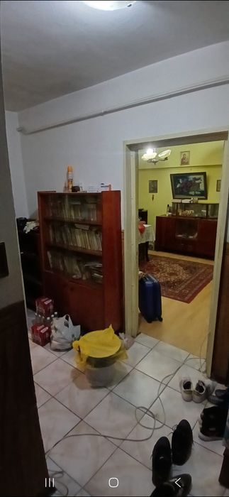 Vând apartament 2 camere semidecomandat Slobozia