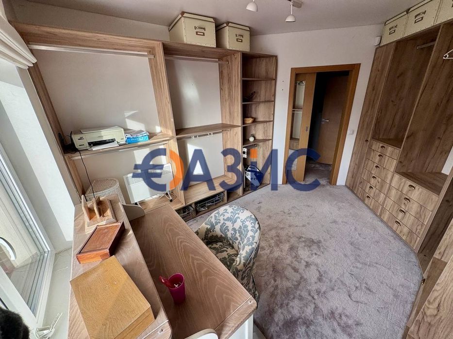 Продава се Четиристаен апартамент в Свети Влас - 150 кв.м за 1054 €/кв.м - Снимка #5