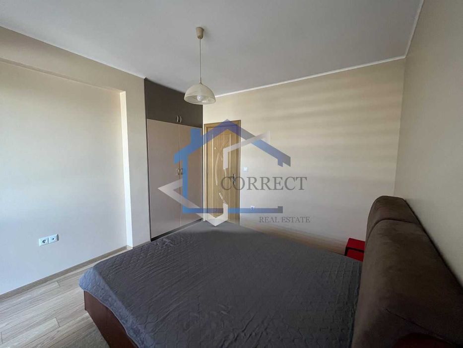 Дава се под наем Тристаен апартамент в Варна, Колхозен пазар - 110 кв.м за 561 € - Снимка #6